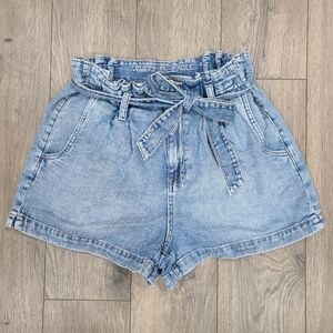 American Eagle Women's Jean Shorts with Bow Detail Size 8